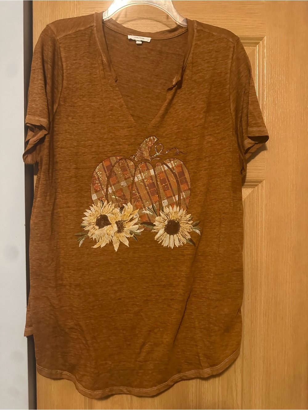 Maurices Rust Brown V-Neck Tee with Pumpkin & Sunflower Graphic